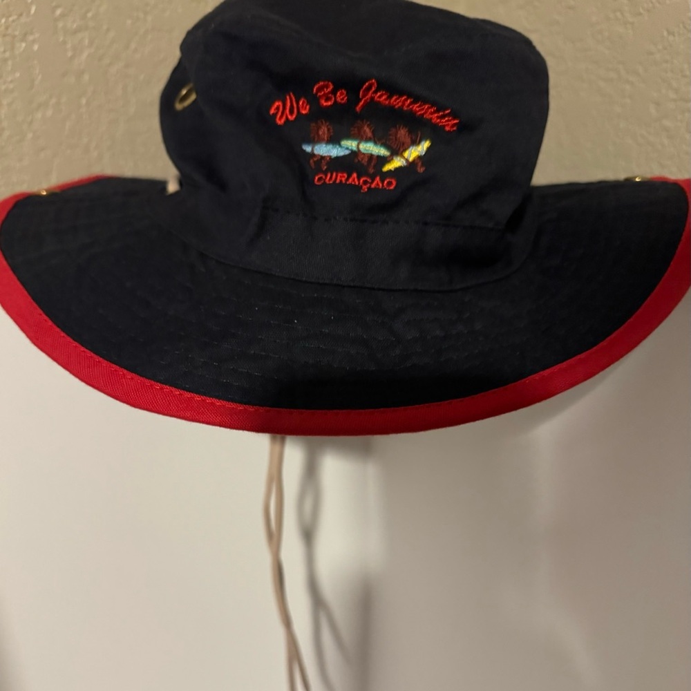 Fisher Bucket Hat